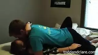 ثنائي كوري هاوي مع مشهد إيلاج مزدوج