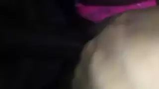 شقراء ألمانية مغرية تُهيمن عليها رجال ناضجون في فيلم إباحي صريح