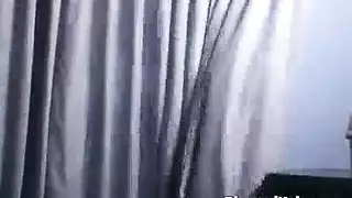 فرج أنوشكا المبلول يُضرب بعنف في مقطع إكس إكس إكس