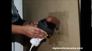 بنات بيض بمؤخرات ممتلئة في جماع جماعي بين الأعراق
