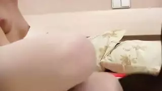 مربيت الاطفال أصغر وزوج