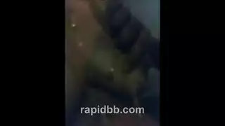 فتيات مذهلات في مشاهد مثلثة صريحة