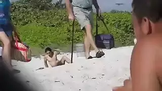 بوابة وعشيقها