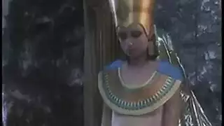 ٤ فيلم جنسي رجعي: الملكة المصرية تأخذ عدة قضبان