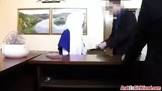 أشرطة تقفي سرية: نيك شرجي لمحجبة في جناح فندق عربي