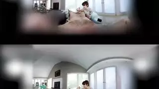 صهباء شرموطة بتمص الزبر وتاخد اللبن في الواقع الافتراضي