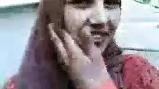 إغراء عاري ساخن وصريح لعاهرة عربية محجبة