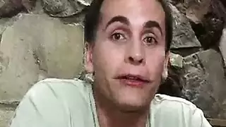 جماع ساخن مع الجار يتضمن معاملة خشنة لصدرها