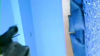 جنس سحاقي بين شقراء وسمراء: لعق عميق ولعب بالعُدَد
