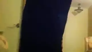 لقاء سيارة إكس إكس إكس: ثنائي شاب يمارس الجنس في مركبة عشوائية