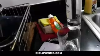 تمارس كل تقنية جنسية على أخيها