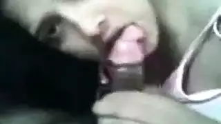  فتاة عربية صغيرة تختنق بقضيب ضخم قبل ممارسة جنس عنيف إكس إكس إكس