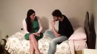 فساد منزلي: عندما تصبح الأم عاهرة