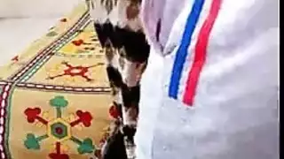 المتعري نائب الرئيس غارق راهبة