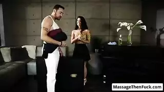 أول تجربة شرجية لفالنتينا مع مدرس البيانو الساخن