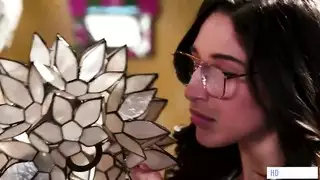 ثلاثية سحاقية خيالية محققة بالكامل