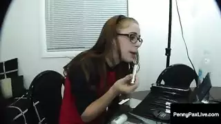 شاب مصري يمارس الجنس مع أم صديقه الناضجة في فيلم إباحي خام