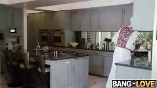 أكل و شم الكس و نظر