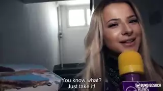 مؤدي مفلس يأخذ ثلاث جلسات تصوير مع عضو أسود ضخم