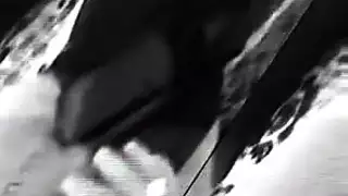شريط جنس هاوي: ميليندا وجارها يمارسان الجنس في الخارج