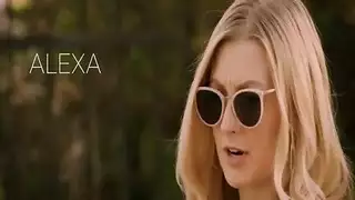 اسود يجامع ثلاث فتيات سود على السرير