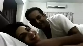 أزواج متزوجون وثلاثي مع زب أسود مقطع xxx