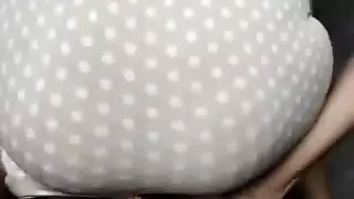زوج هاوي يصور زوجته في أول تجربة شرجية مع قضيب أسود