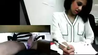 المؤخرة العربية الكبيرة تأخذ قضيب إباحي قوي