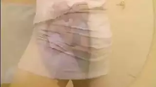 جنس جماعي للمتبادلين: أمهات مثيرة في حفلة إباحية