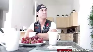 أحدث بورنو مجاني: مجموعة حلق عميق مكثف