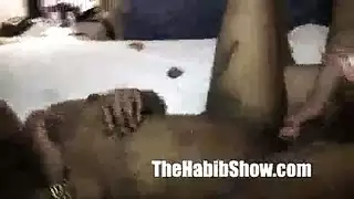 معاقبة شقرء بي جنس