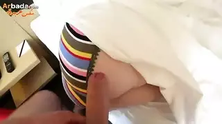 أيقظتها دفعات أخيها، تأوهت طالبة المزيد