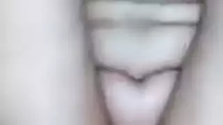 قذف شرجي عميق مع أنين متناغم وثرثرة ساخنة