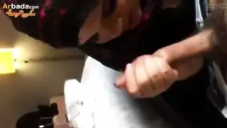 مدام لبوه بتمص باحتراف