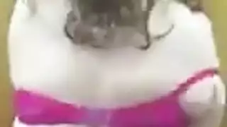 كمال شاحب عاهرة تفتح فرجها الضيق