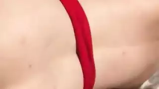 جنس جماعي مثير: شابان مثاران ورجل محظوظ يمضون الليل كله