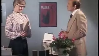 هزات جماع شديدة: قذف المني داخل بنات مثيرات