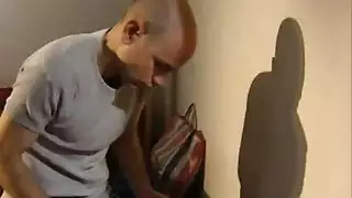 جمال ليبية مع أثداء وطيز مثالية في مشهد جنسي صريح