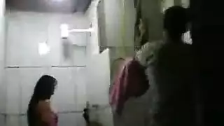 جلسة نكاح بوضعية الكلب تتحول إلى جامحة