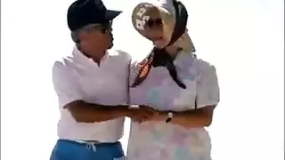 نيك عاهرة ساخنة في الشبق
