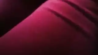 حركة وحشية جامحة: فحل يضرب امرأة راغبة