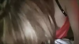مص شغوف: فمها يعبد قضيبي الصلب