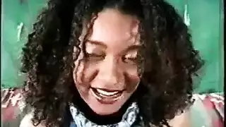 أثداء ضخمة في فعل شرجي