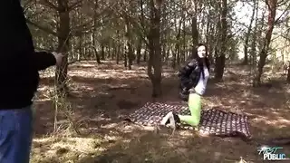 بنات الزوجة الصغيرات يتوسلن لقضيب زوج الأم