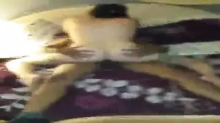 تمثيل دور ممرضة المدرسة مص وعنف