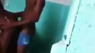 أشرطة جنس أفريقية: بنات سودانيات يمارسن الجنس العنيف