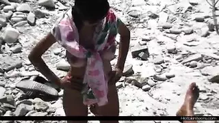 قضيب أفريقي هائل يملأها بعمق