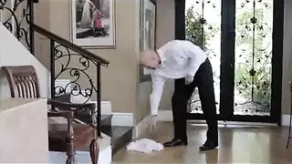 تهدي زوجها امراة لينيك طيزها