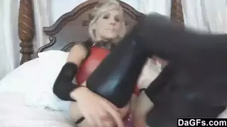 مشهد إكس إكس إكس جنسي صريح مع نجمة سمراء
