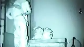 مراهقة هندية مكشوفة تمامًا في فيلم جنس خام